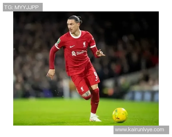 努涅斯的崛起与挑战：探讨这位新星在足球世界中的影响力与未来潜力